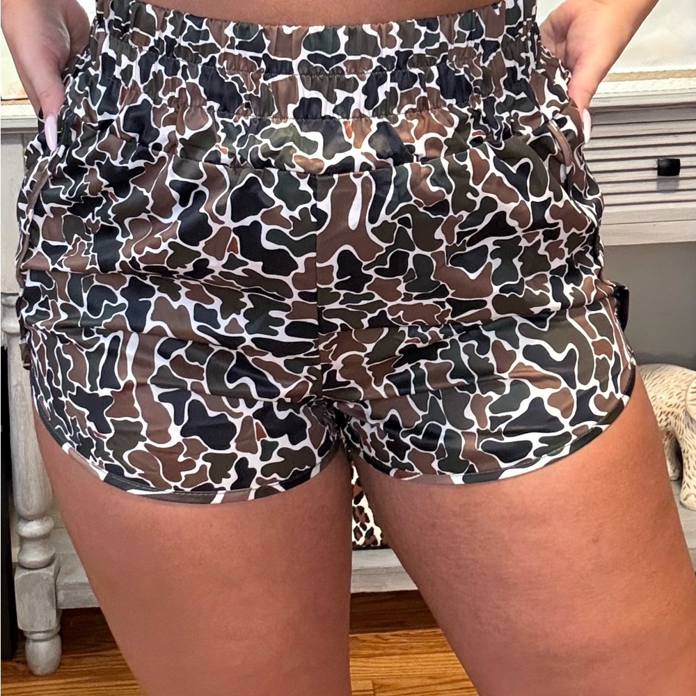 Viral TikTok Duck Camo Women's Shorts